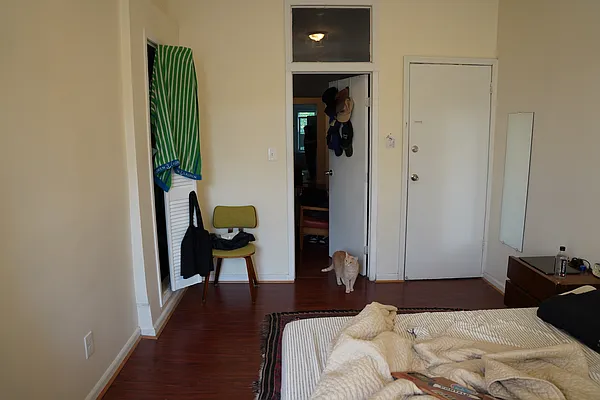 Rented by Compass | media 13