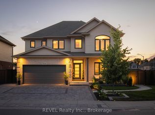 7819 Pender St, Niagara Falls, ON L2G 0H3