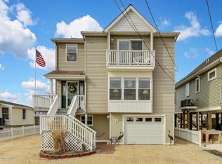 108 Curlew Rd, Tuckerton, NJ 08087