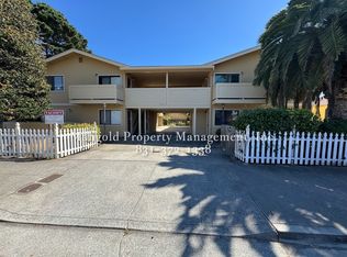 1260 6th St #1, Monterey, CA 93940