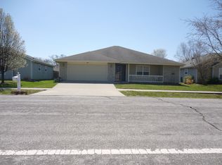 752 North St, Lawrence, KS 66044