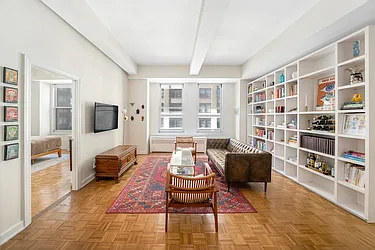 425 Park Avenue South, #4A