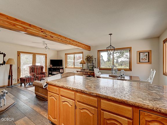 5th image of 321 Elk Ln