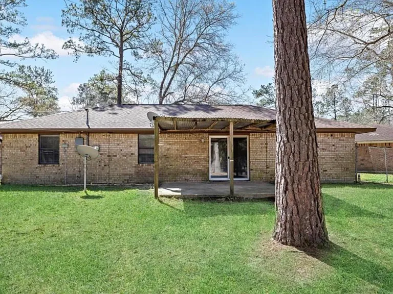 7811 Pecan Ln — Photo 14