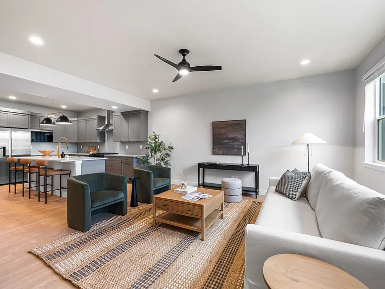 648 Greenspire Dr #V-6 — Photo 10