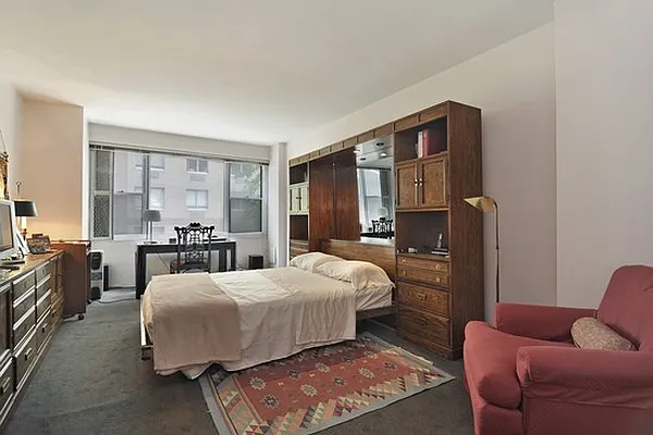 Sold by Delancey Realty Group | media 27