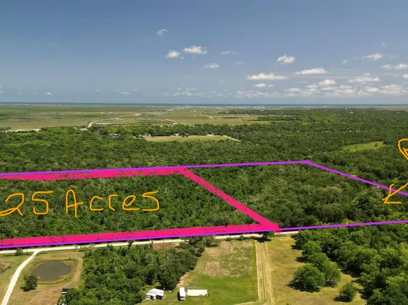 Ramblewood Rd, Bay City, TX 77414