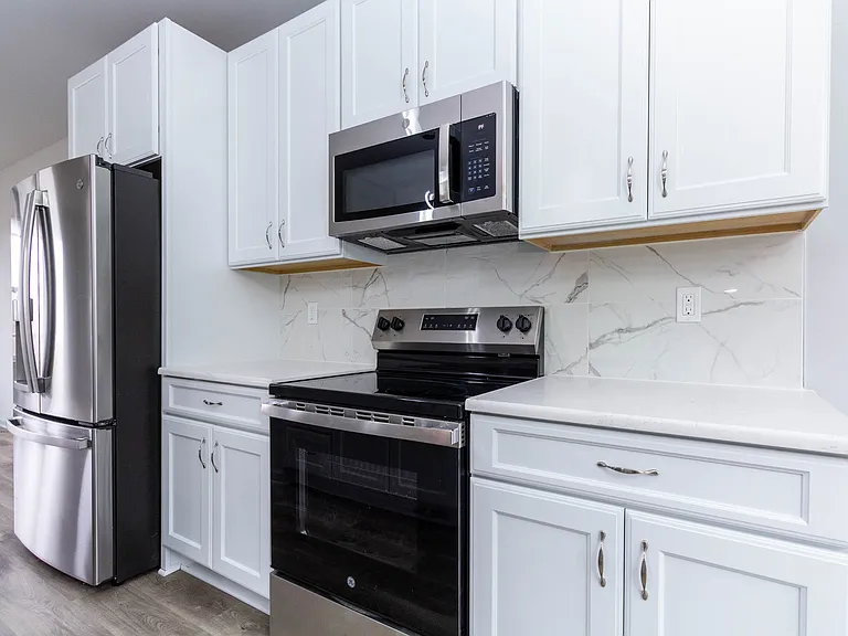 3035 Hydrangea Ln — Photo 11