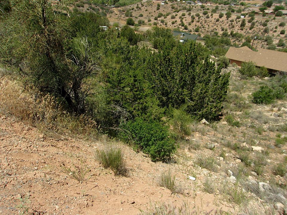 2nd image of 4640 E Navajo Ln