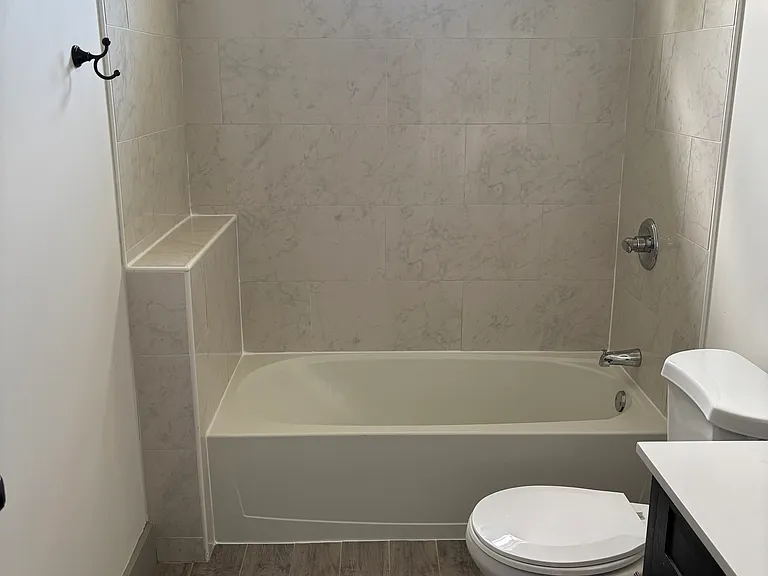 2114 Keith Ave — Photo 23