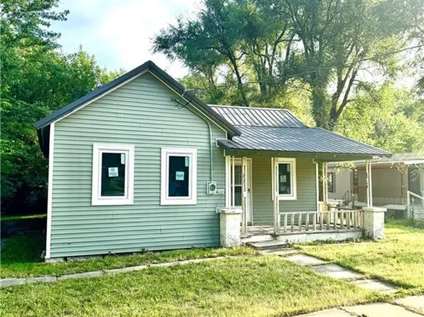 234 Lincoln Ave, Osawatomie, KS 66064