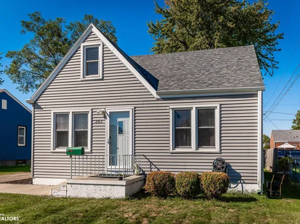 307 S 15th Ave, Marshalltown, IA 50158