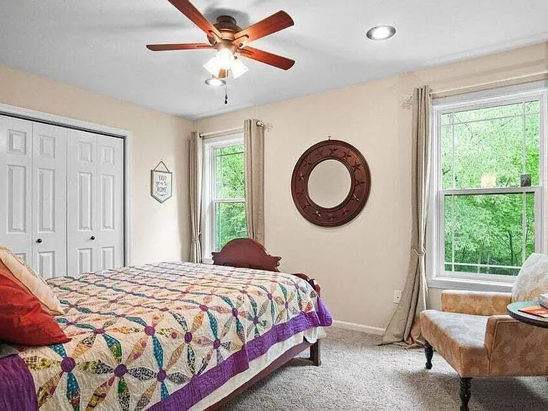 401 N Village Cir — Photo 21