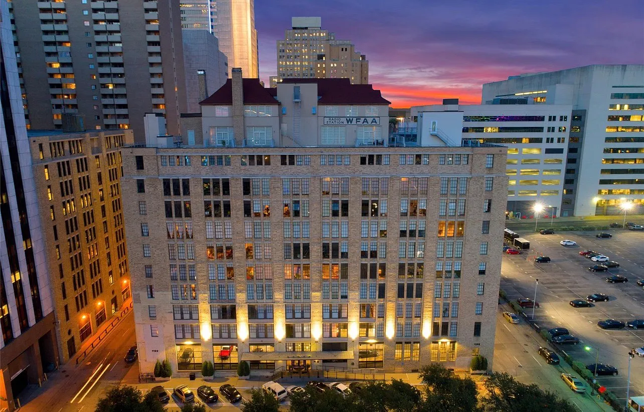 1 bed, 831 sqft, $1,785 — Photo 3