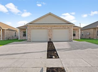 2716 Ginger Ct, Sherman, TX 75092