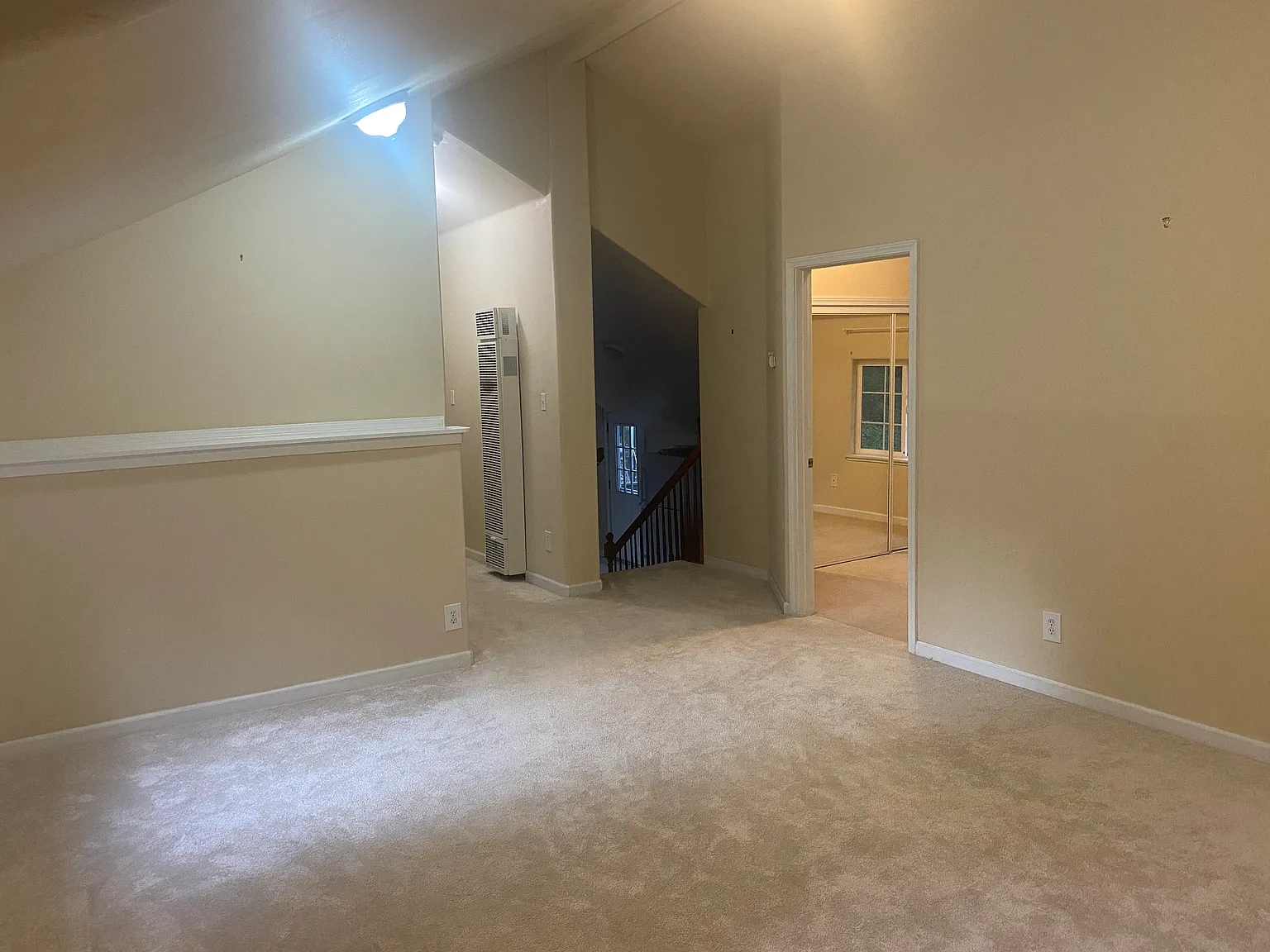 660 Tabor Way — Photo 3