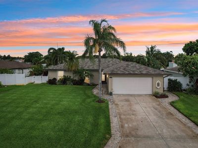 5036 Dover St NE, Saint Petersburg, FL, 33703