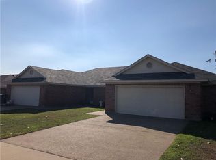 10212 Iris Ln, Waco, TX 76708