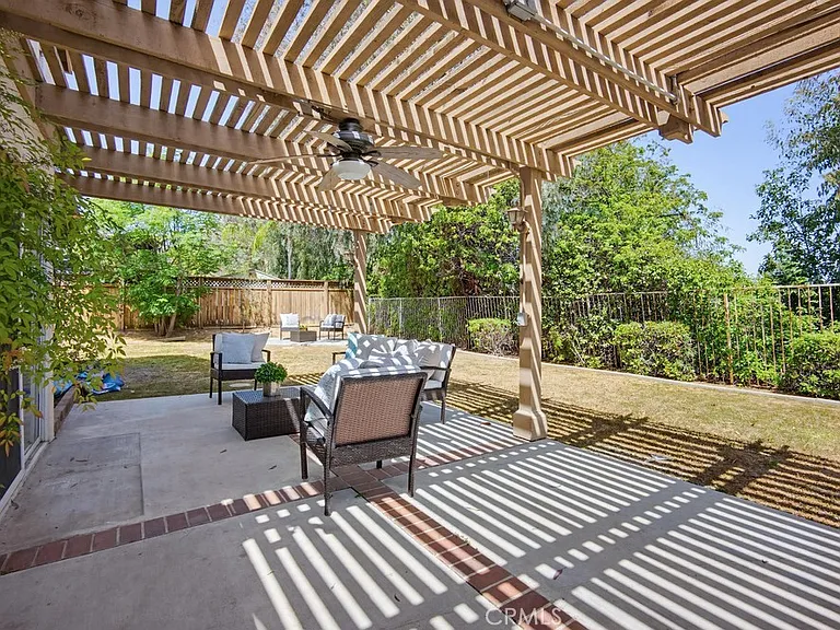 3731 Columbia Cir — Photo 31