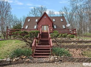 22806 Indian Point Ave, Petersburg, IL 62675