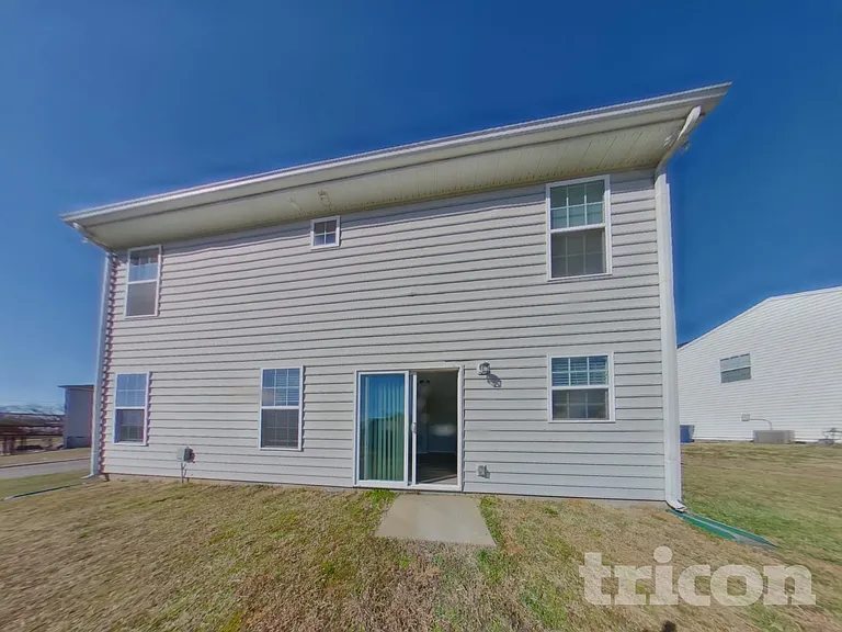1836 Wendy Blvd — Photo 16