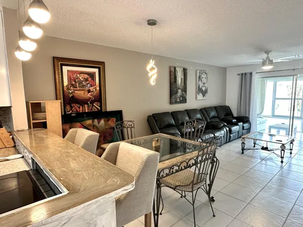 2600 Fiore Way #207-B, Delray Beach, FL 33445