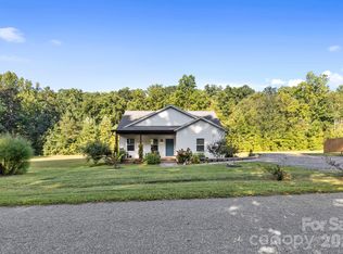 119 Con Lee Dr, Olin, NC 28660