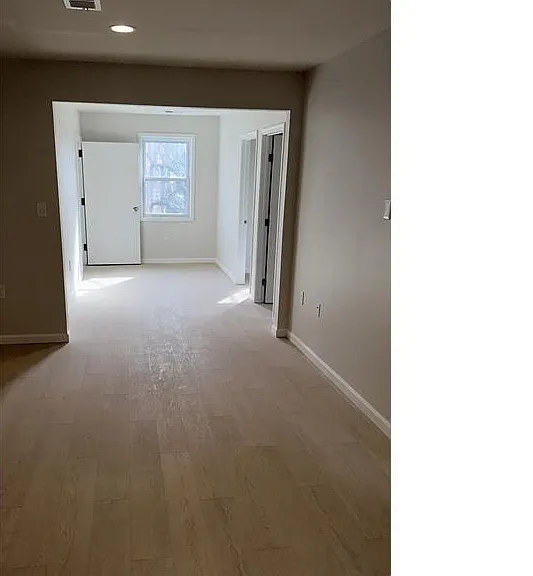 4103 Davis Pl NW — Photo 3