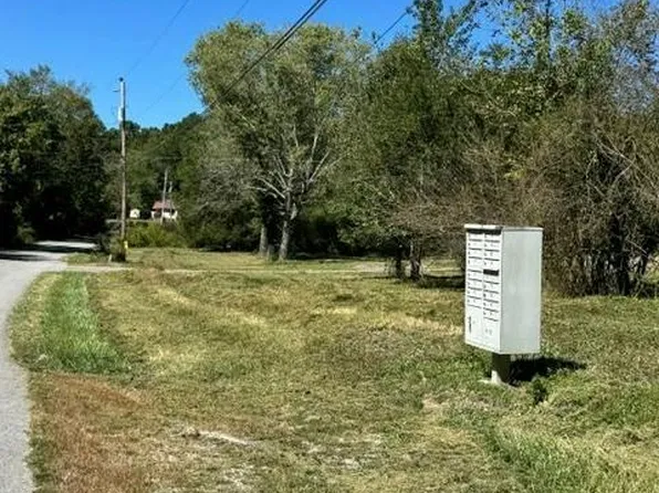 214 Cates Rd, Rockwood, TN 37854