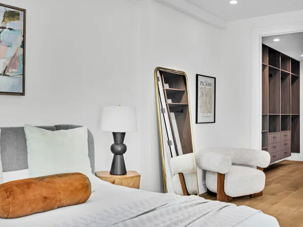 408 Monroe Street image 17 of 31