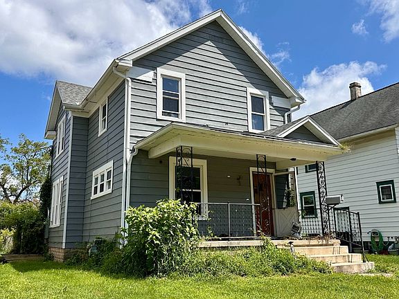 2nd image of 732 Stanton Ave