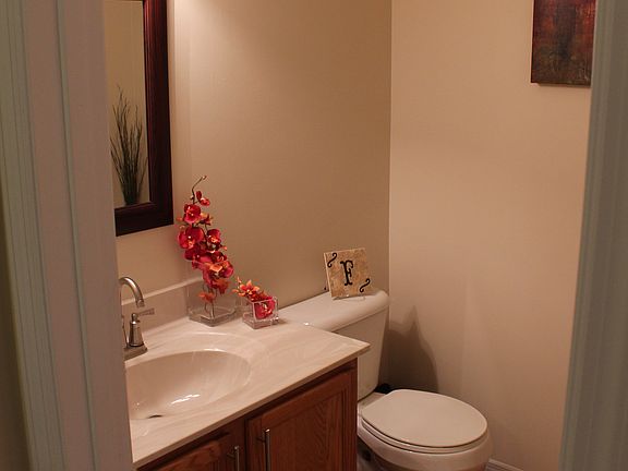 5th image of 1374 Parkview Estates Dr