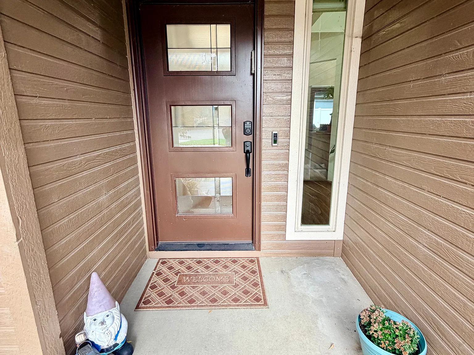 4 bed, 2189 sqft, $3,000 — Photo 4