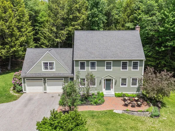 25 Olivia Lane, Cumberland, ME 04021