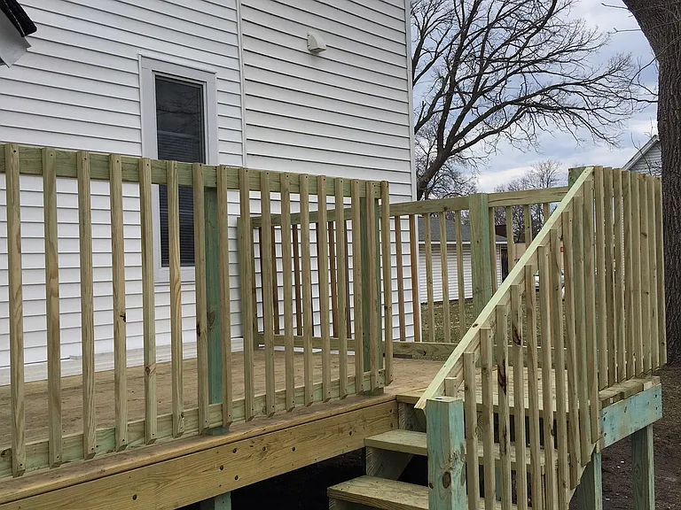 608 Wolcott St — Photo 10