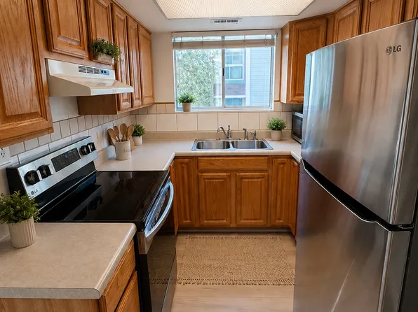 4646 S Quail Park Dr APT J, Millcreek, UT 84117