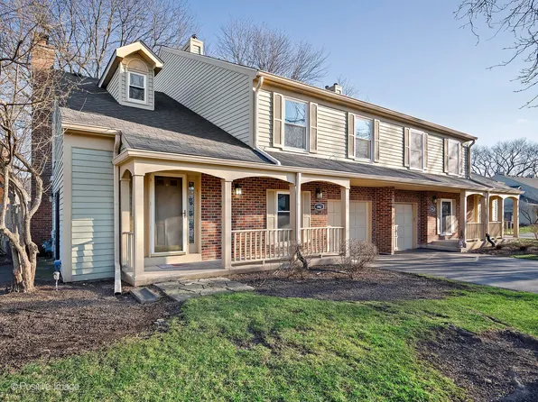 1462 Queensgreen Cir, Naperville, IL 60563