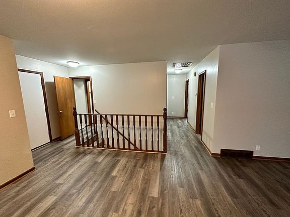 5th image of 5038 Archer Ave NE