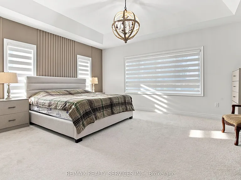 194 Coldwell Bay Cir — Photo 33