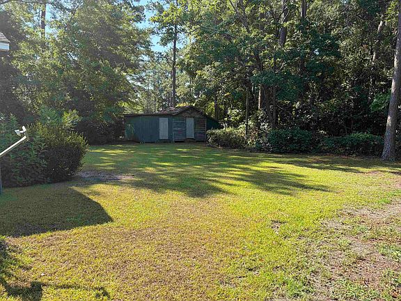 4th image of 322 Johnson Dr.