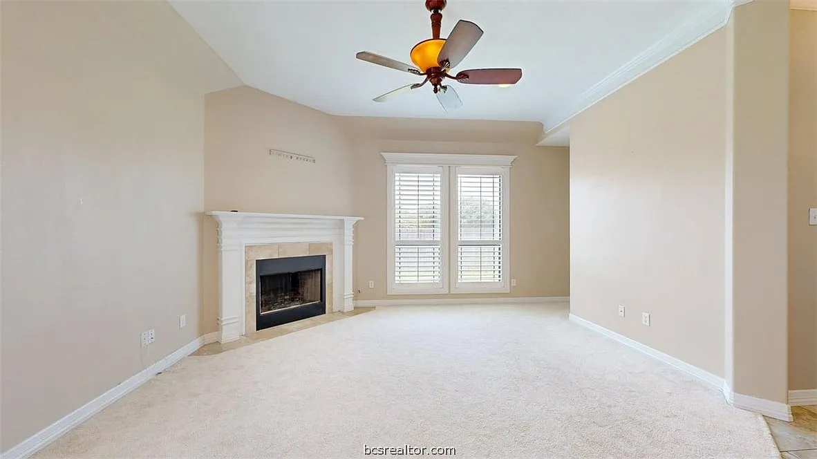 3 bed, 2.0 bath, 1735 sqft, $2,200 — Photo 4