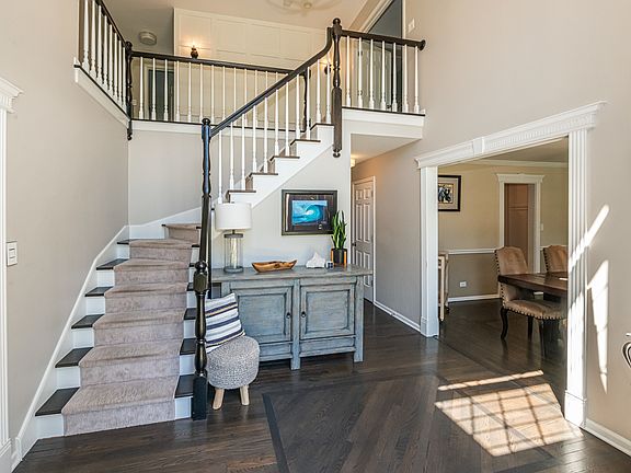 3rd image of 3206 Charlemagne Ln