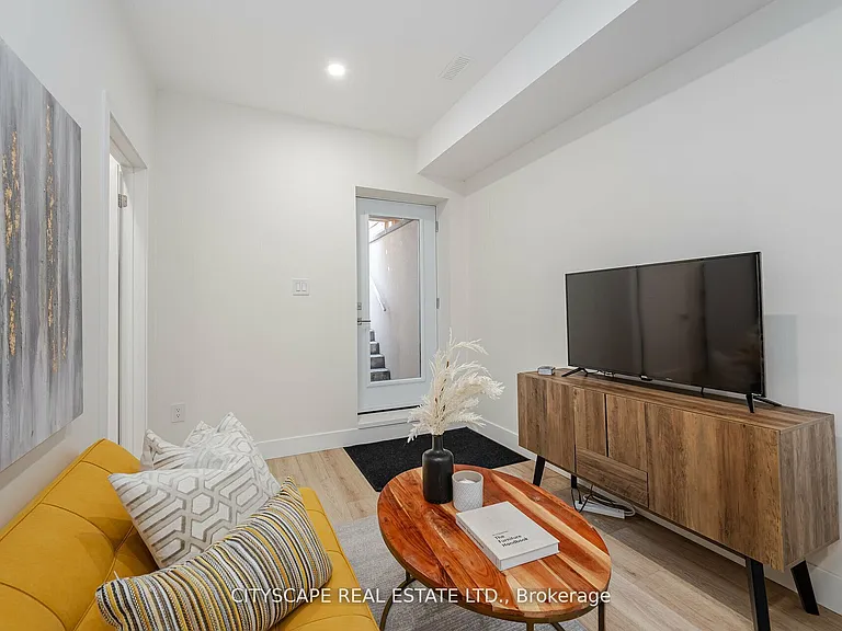 2 B Holmstead Ave — Photo 38