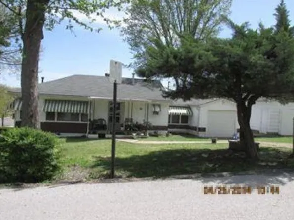 10014 Royal Dr, Saint Louis, MO 63136