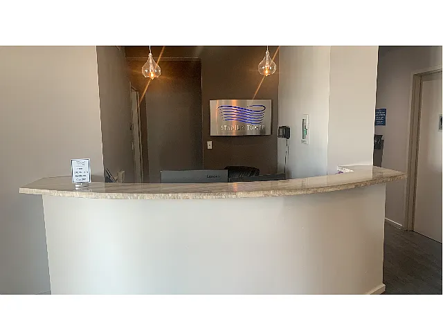 Concierge Desk - Stadium Tower