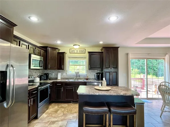 16162 Heavens Gate Ln, Saint Robert, MO 65584