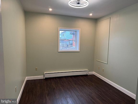 4th image of 132 E Main St #1-D