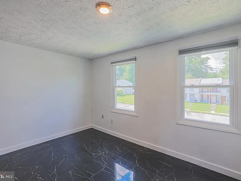 9 Stillwood Cir — Photo 31