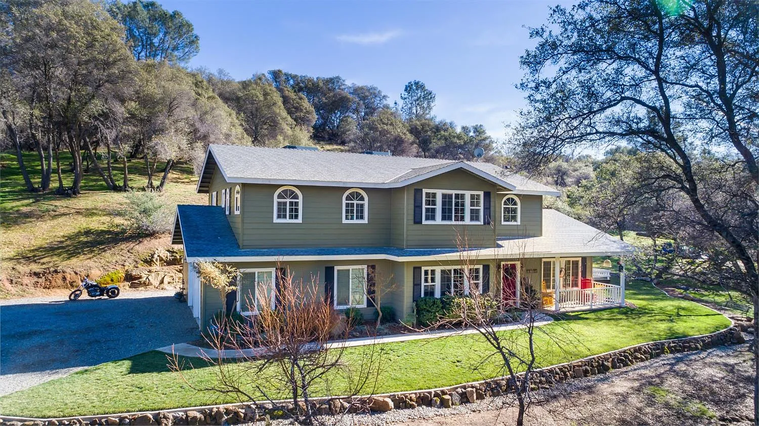 47208 Northstar Ln photo 1