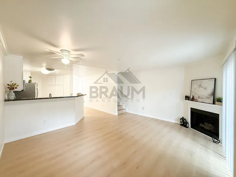 7323 WINNETKA — Photo 11